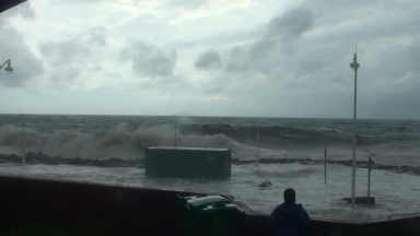 Houle de l'ouragan Omar (2008) à Basse-Terre en Guadeloupe