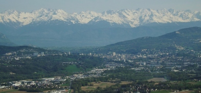 Chambéry et la chaîne de Belledonne depuis le Mont du Chat (Savoie)